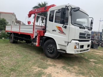 Xe tải gắn cẩu tự hành - Bảng giá và những điều cần biết trước khi mua